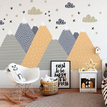 Vinilo Niño Escandinavo De Montaña Jika - Adhesivo De Pared - Revestimiento Sticker Mural Decorativo - 60x90cm