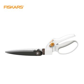 HACHA A6 SOLID FISKARS