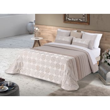 Colcha Bouti Para Cama Invierno. Colcha Cubre Cama Alina. Cama 135. Color  Marrón con Ofertas en Carrefour