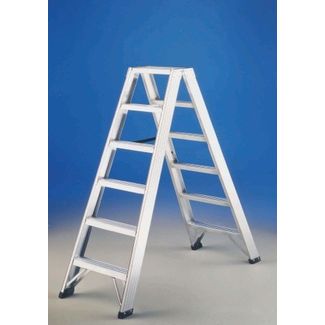 Escalera Profesional Svelt P1 8 Peldaños