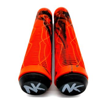 Puños Nokaic Para Patinete Freestyle 160mm, Color Negro-rojo