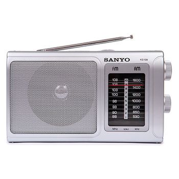 Radio Portatil Red Am/fm Plata Sanyo