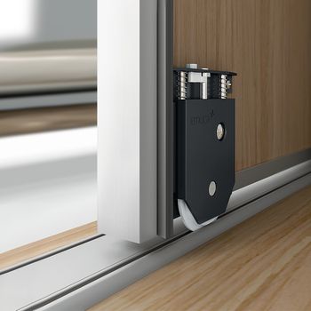 Emuca Burlete Guardapolvo Adhesivo Para Puertas Y Ventanas, Altura 17mm, Rollo De Longitud 10m, Gris