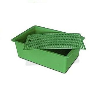 Cubeta Plana Verde De Plástico Con Sándwich Para Nido De Conejos Gómez Y Crespo