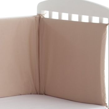 Chichonera reversible en blanco y beige para cuna 60x120 cm