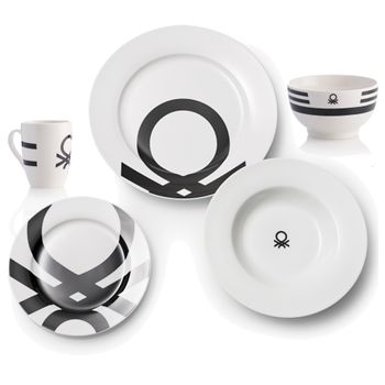 Vajilla 26 Piezas Con Logo Negro: 18 Piezas (6 Serv), 4 Boles Desayuno, 4 Tazas, Jarra.