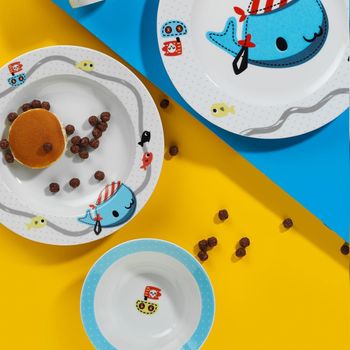 Juego De Desayuno Para Bebés  (4 Piezas) Porcelana Diseño Ballenas