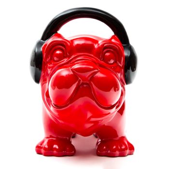 Figura Decorativa Perro Bulldog Kuatéh De Poliresina 30x16x22 Cm Rojo