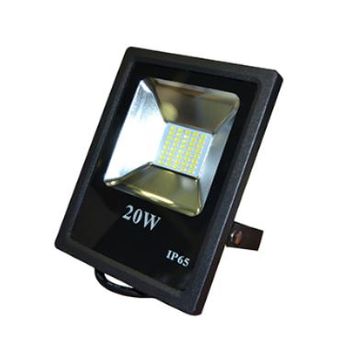 Proyector Led 20w Quiron 1800l