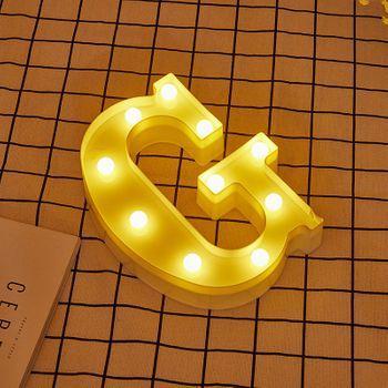 Letra Led "g" Iluminada Con Luz Blanca Cálida, Altura 22cm, Funcionamiento A Pilas 2*aa