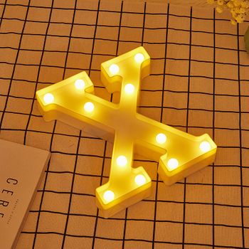 Letra Led "x" Iluminada Con Luz Blanca Cálida, Altura 22cm, Funcionamiento A Pilas 2*aa