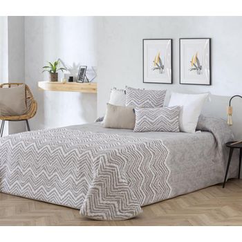 Bouti Jacquard Bilbao Beig De Diseño Colcha Acolchada Con Relleno De 100 Gr Para Cama De 180 Cm