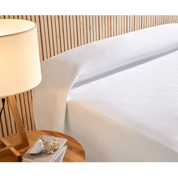 Colcha Pique Modelo Lido Beige Cama 180 Cm. con Ofertas en Carrefour