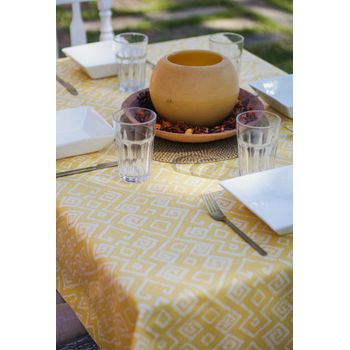 Mantel Resinado Antimanchas Sostenible Pompeya Amarillo 140x220cm Lappet Covers