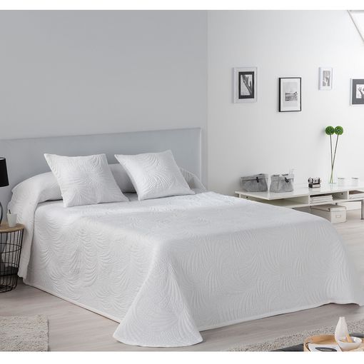 Colcha Pique Modelo Lido Beige Cama 135 Cm. con Ofertas en Carrefour