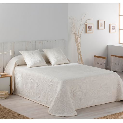 Colcha Pique Modelo Lido Beige Cama 135 Cm. con Ofertas en