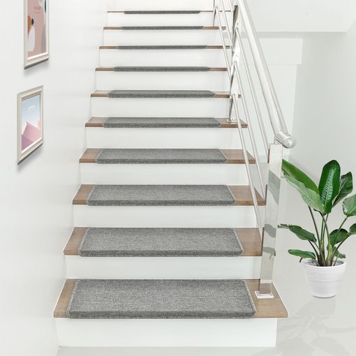 Alfombras para escaleras ESSENZA gris - Cubierta para escaleras