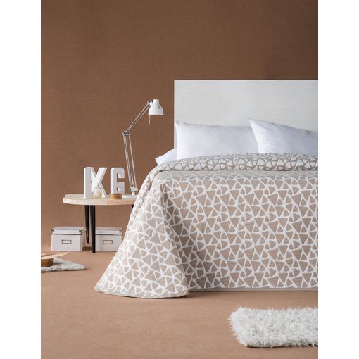 Colcha Pique Modelo Lido Beige Cama 105 Cm. con Ofertas en Carrefour