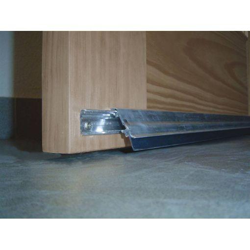 Burlete para Bajo de Puerta Adhesivo de PVC con Flecos - BURCASA