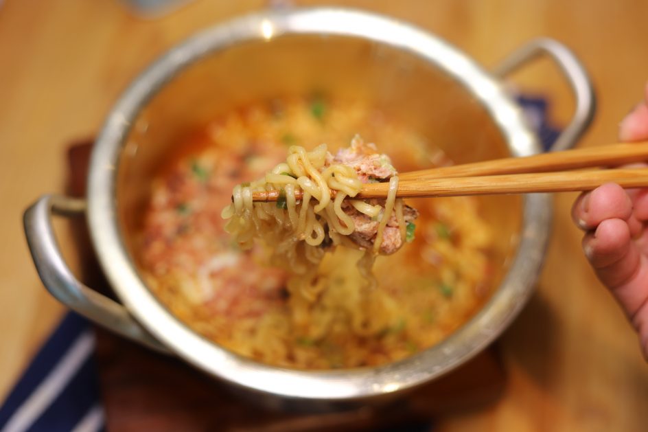색다른 라면요리, 참치라면레시피 - CBM 토론토 색다른 라면요리, 참치라면레시피 - Cbm 토론토