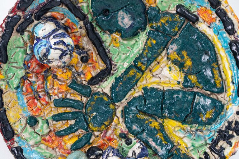 Viola Frey, Untitled, 1987. Ceramic, 26 x 26 inches. Courtesy of Nancy Hoffman Gallery.