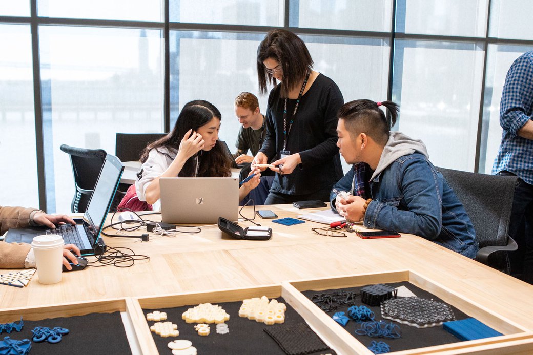 Students in tranStudio lab