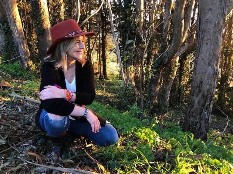 Portrait of Leslie Carol Roberts in San Francisco's Presidio.