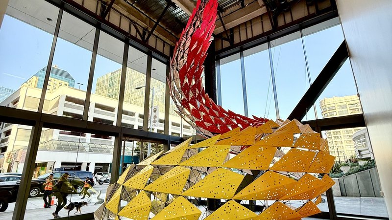 A color changing parametric sculpture by FUTUREFORMS.