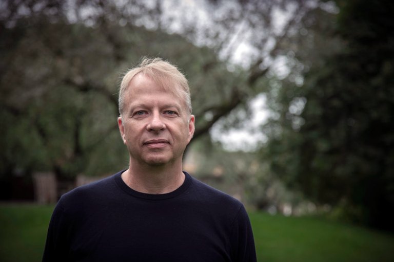 Image of Keith Krumwiede, Dean of Architecture at CCA