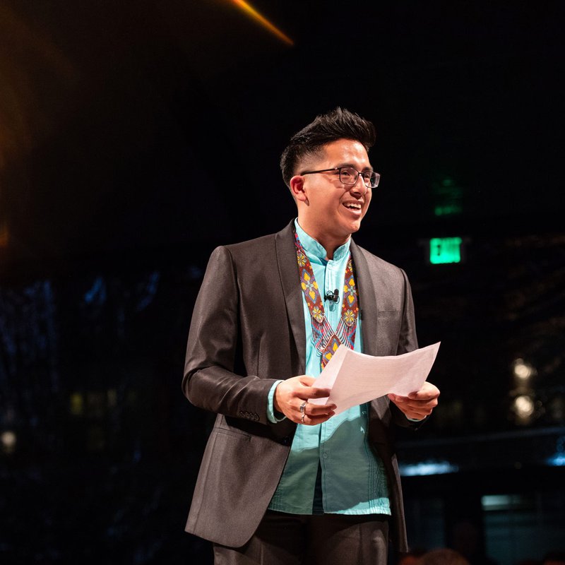 Scholarship recipient Luis Arturo Gomez (Architecture 2023) giving his speech to the crowd.