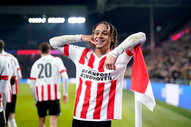 Arsenal have fulfilled Xavi Simons first transfer requirement as PSV meeting scheduled