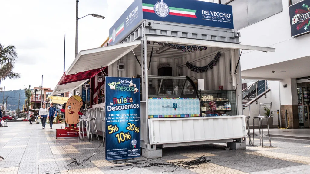 container en centros comerciales