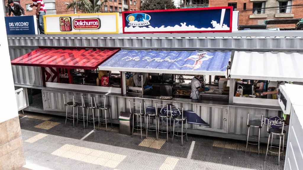 restaurante en container
