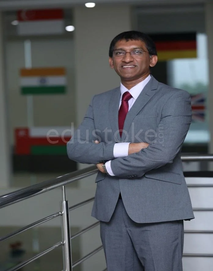 Correspondent profile