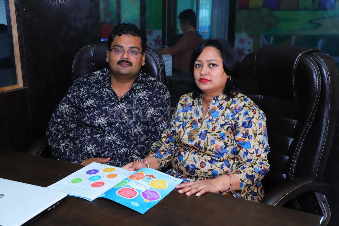 Correspondent profile