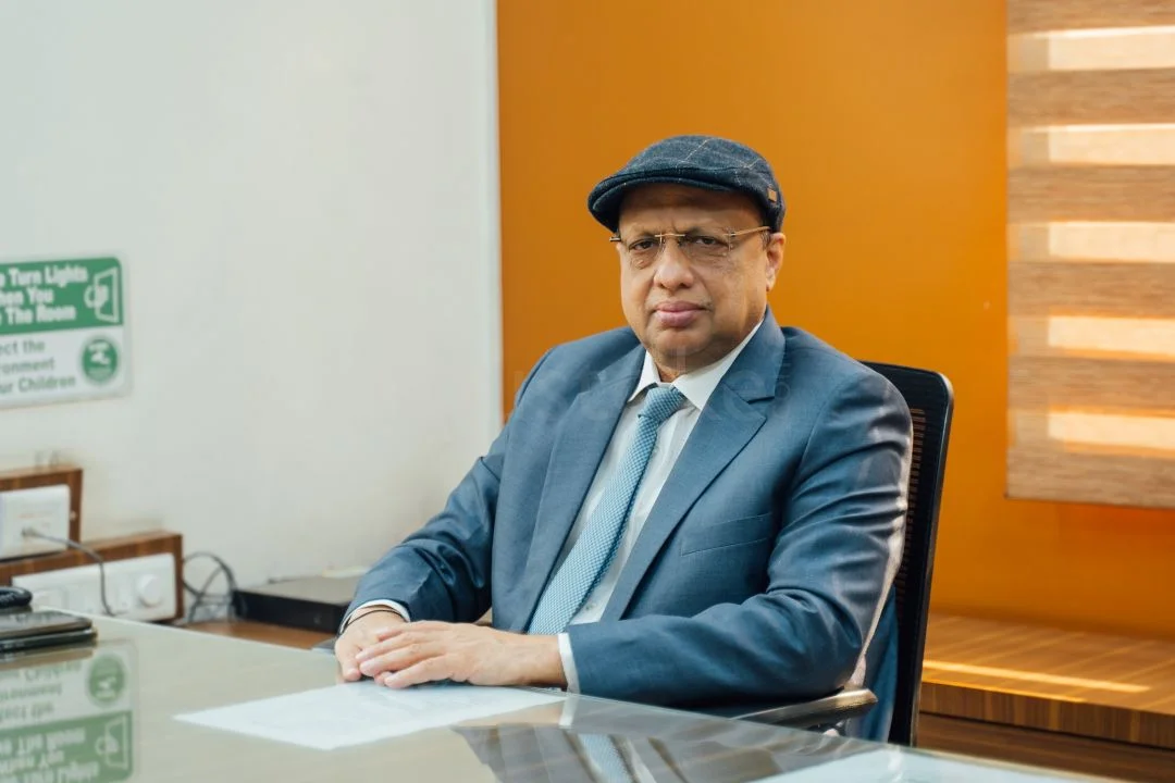 Correspondent profile