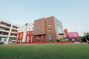 Sapphire International School , Crossings Republik, Crossing Republik, Ghaziabad