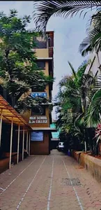 SAFA School & junior College logo