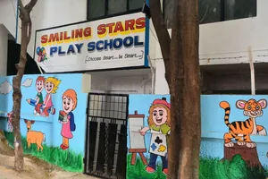 Smiling Stars Play School logo