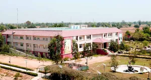Bhaktivedanta Gurukula and International School , Raman Reiti, Mathura