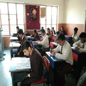 Shri Atam Vallabh Jain Public School logo