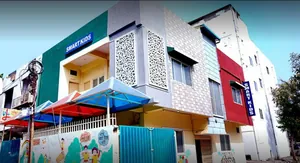 Smart Kids Pre School  logo