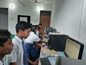 Green Way Public Senior Secondary School, Dubagga, Lucknow