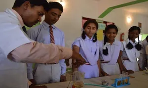 OXBRIDGE SCHOOL logo