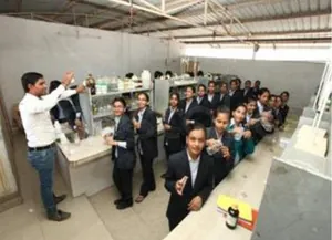 Gyanjyot Vidyalaya logo