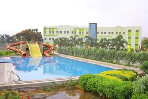 SLATE - THE SCHOOL logo