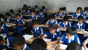 MAURYA PUBLIC SCHOOL logo