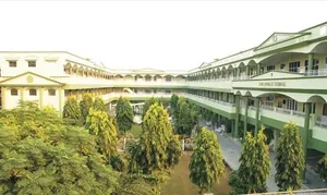 Guru Nanak International Public School logo