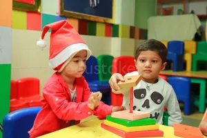 VIDVAS kids school logo