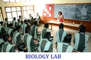 SHRI CLOTH MARKET KANYA VIDYALAYA logo